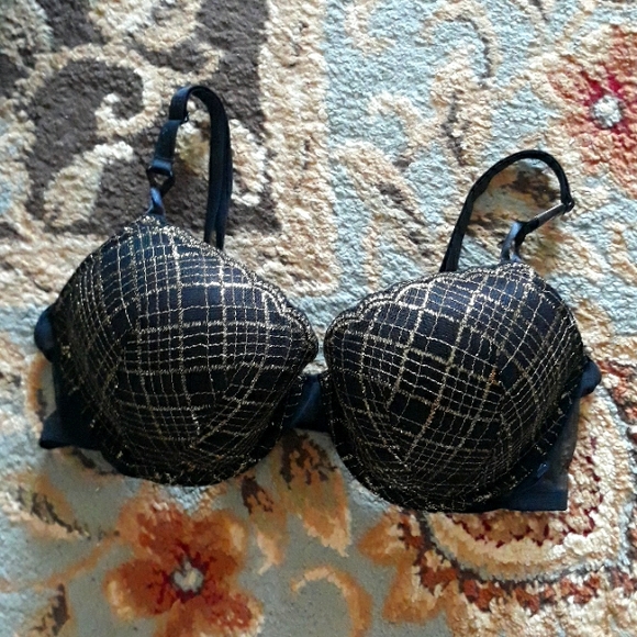 2x*Host Pick*VS Sexy Tee lightly lined demi bra - Picture 2 of 15